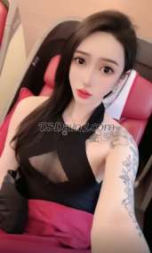 llkk1069 Hong Kong Transex Modèle Taobao du continent, étudiant en art à l'école avec une grande silhouette, un bon service, une bonne attitude, venez et soyez amis avec moi avec votre sincérité.WeChat : LLKK1069