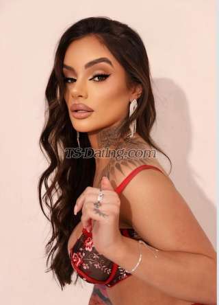 trans girl luafernandes 7067728