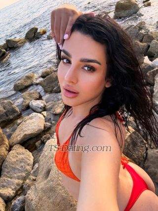trans girl MISSBELLUCI 5608234 trans girl MISSBELLUCI 5608234