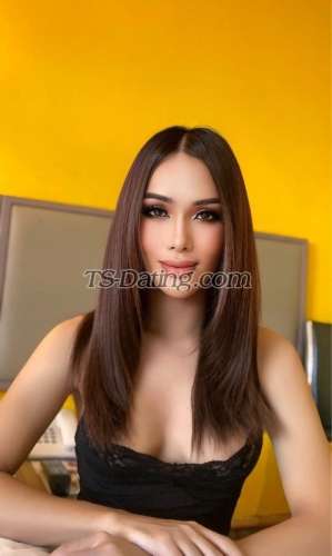 trans girl MUAYSEXY 2706016