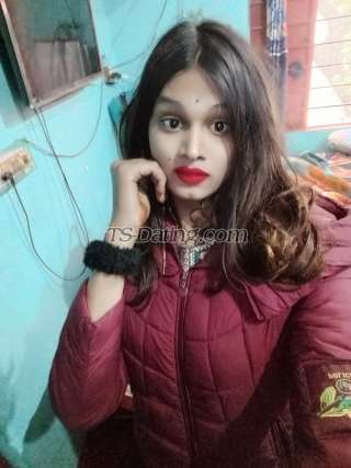trans girl Madhuqueen 0247979