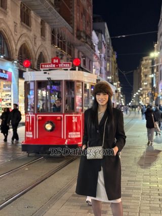 trans girl MaggieQ 1345640 trans girl MaggieQ 1345640