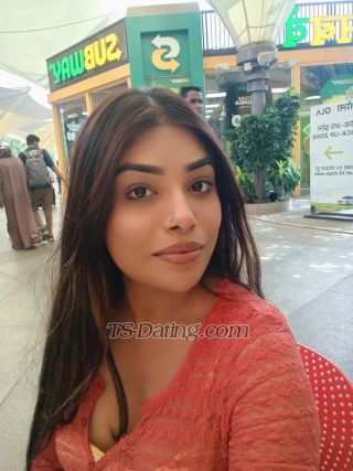 trans girl Mahika 0954055 trans girl Mahika 0954055