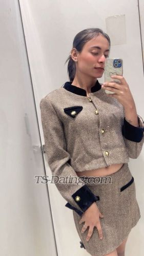 trans girl Mahitaneja 5195091 trans girl Mahitaneja 5195091