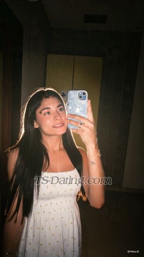 trans girl Mahitaneja 9802742 trans girl Mahitaneja 9802742