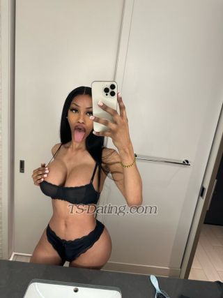 trans girl MaiaChin 0732221 trans girl MaiaChin 0732221