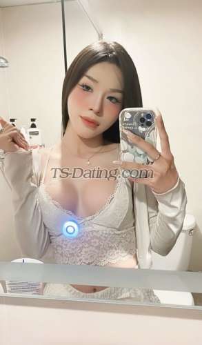 trans girl Mailinh134 2477252 trans girl Mailinh134 2477252