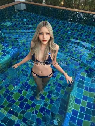 trans girl Makijung 4422219 trans girl Makijung 4422219