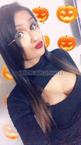 trans girl Mamacita88 8097142