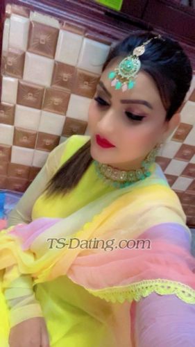 trans girl Mamtasharma 9799311
