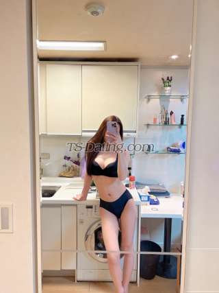 trans girl Mango23 3290978 trans girl Mango23 3290978