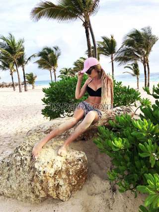 trans girl Mariaren 0440524 trans girl Mariaren 0440524