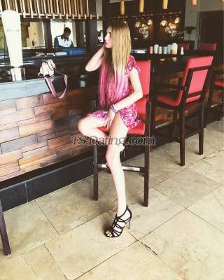 trans girl Mariaren 0440742 trans girl Mariaren 0440742