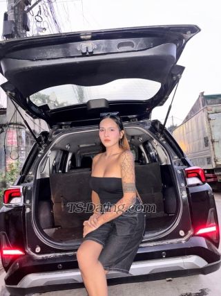 trans girl MauiOlis 0482597 trans girl MauiOlis 0482597