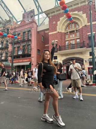 trans girl MaxineIsYours 0008317