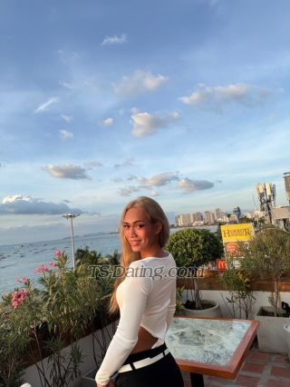 trans girl MayFlower 1361418 trans girl MayFlower 1361418