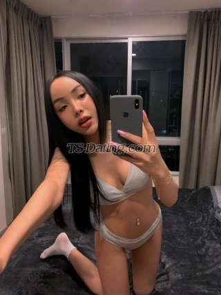 trans girl Maya617056 2157846