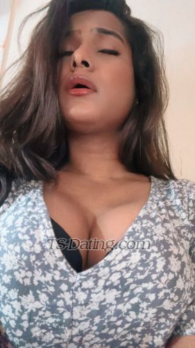 trans girl MayraRoy 6503116