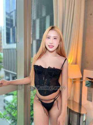 trans girl Mayrisma 2407949