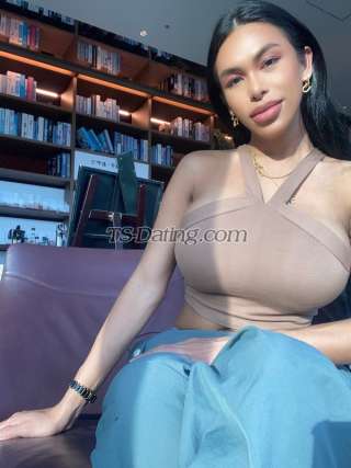 trans girl MeaBraziw 0816946