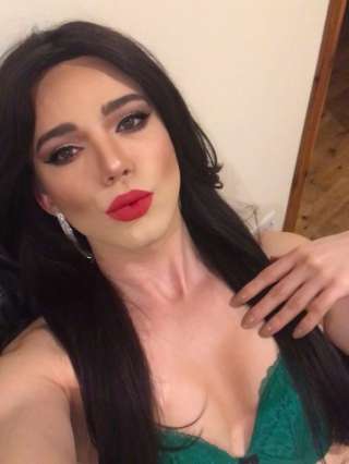 trans girl MeganFox 0288627