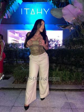 trans girl MelBelcourt 2218840