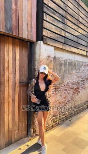 trans girl Meriam 1832189 trans girl Meriam 1832189