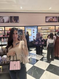 MeyMey Waria Batam TS escort 