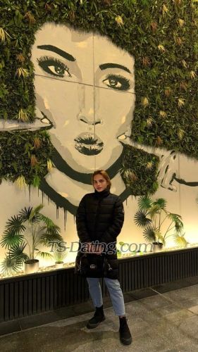 trans girl MiaDestroyer 8009059