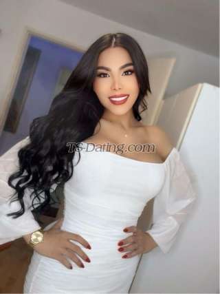 trans girl MiaFiorella 6824534 trans girl MiaFiorella 6824534