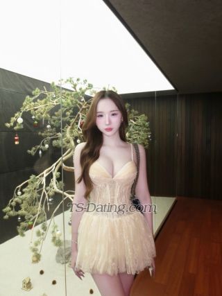 trans girl Miewmiew 9714633