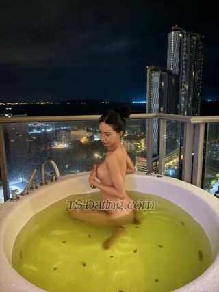 trans girl Milky69 6678399