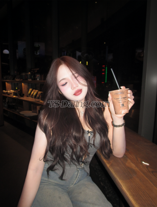 trans girl Milkybabe 3777284