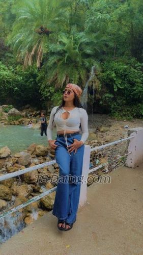 trans girl Mismuskann 0082679 trans girl Mismuskann 0082679