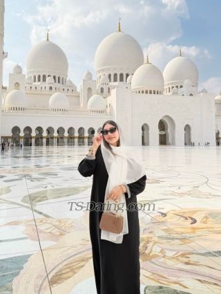 trans girl Missbasu 5471568