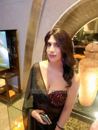 trans girl MistresIsha 0191249