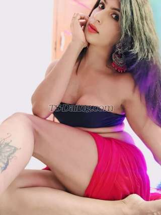 trans girl MistresIsha 7665692