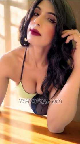 trans girl MistresIsha 8683338