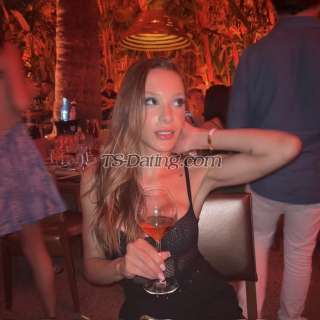 trans girl ModelLAIS 0827799 trans girl ModelLAIS 0827799