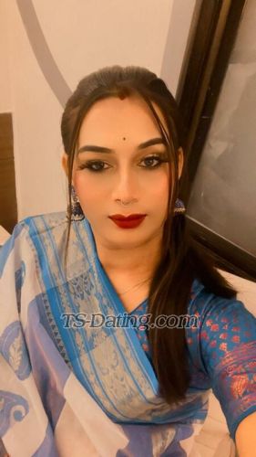trans girl Modhumondal 8785619 trans girl Modhumondal 8785619