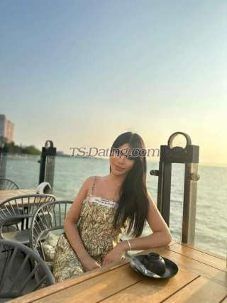 trans girl ModzaSoda 3384108