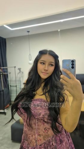 trans girl Molly1994 6070303