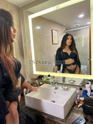 trans girl MonicaBrava 8292973