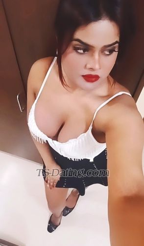 trans girl MoonpornSta 6832453