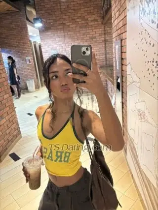 Shemale Morenita69 8159430