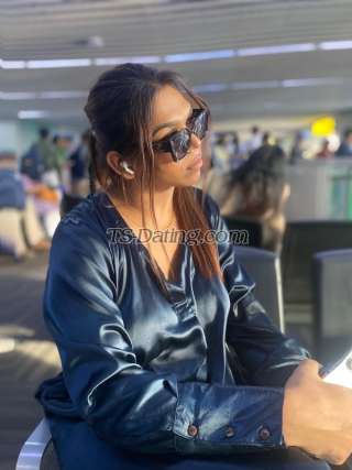 trans girl Mssneha 8333112