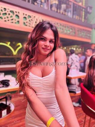 trans girl Myrababes16 1642315