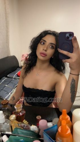 trans girl malaka 4841643