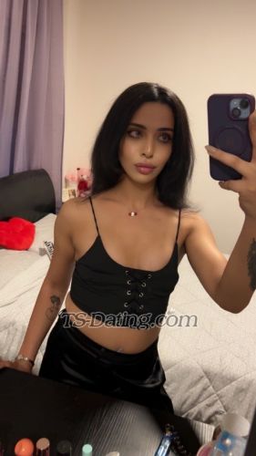 trans girl malaka 5822703