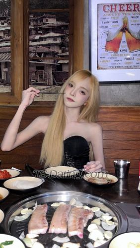 trans girl ministella 0930543